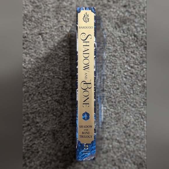 Shadow and Bone Paperback Book - Picture 3 of 3